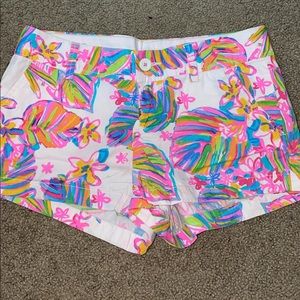 Size 6 Lilly Pulitzer Walsh Short
